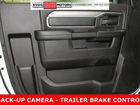 New 2024 RAM 2500 Tradesman w/ Chrome Appearance Group image 14