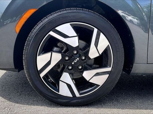 Used 2023 Kia Soul GT-Line FWD image 22