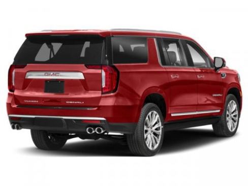 Used 2021 GMC Yukon XL Denali w/ Denali Premium Package image 2