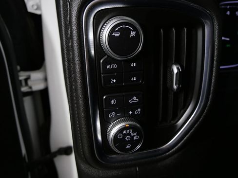 Used 2019 GMC Sierra 1500 SLT w/ SLT Premium Plus Package AWD/4WD image 21