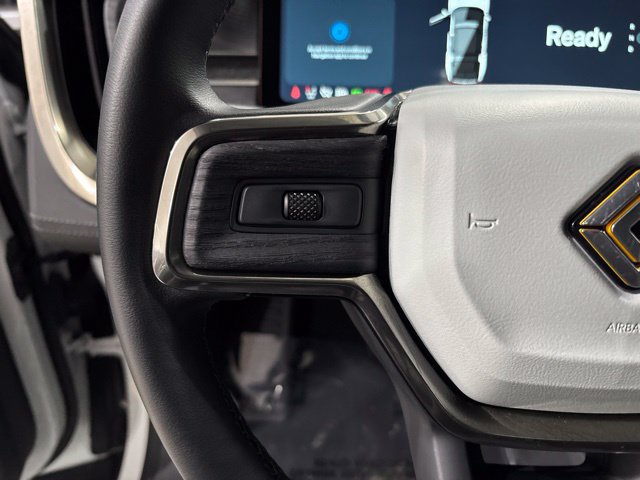 Used 2025 Rivian R1S Adventure Dual AWD/4WD image 30