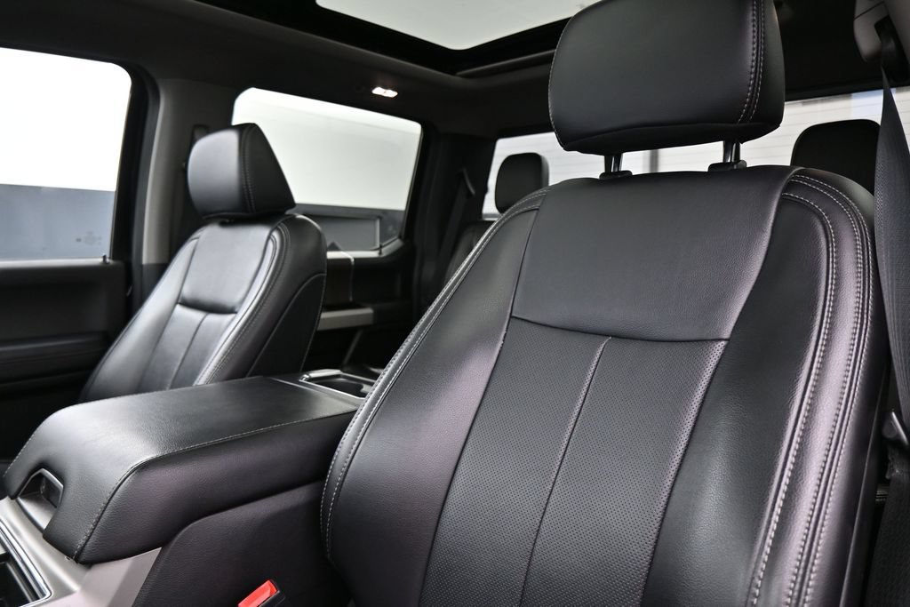 Used 2021 Ford F250 Lariat w/ Lariat Ultimate Package AWD/4WD image 13