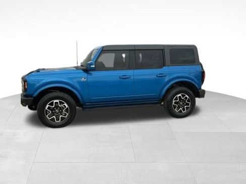 Used 2024 Ford Bronco Outer Banks image 3
