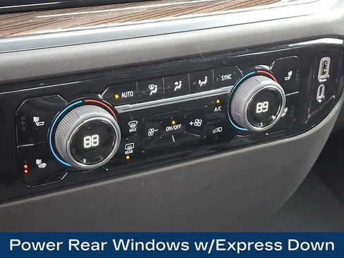 Used 2023 Chevrolet Silverado 1500 LT Trail Boss w/ Protection Package image 19