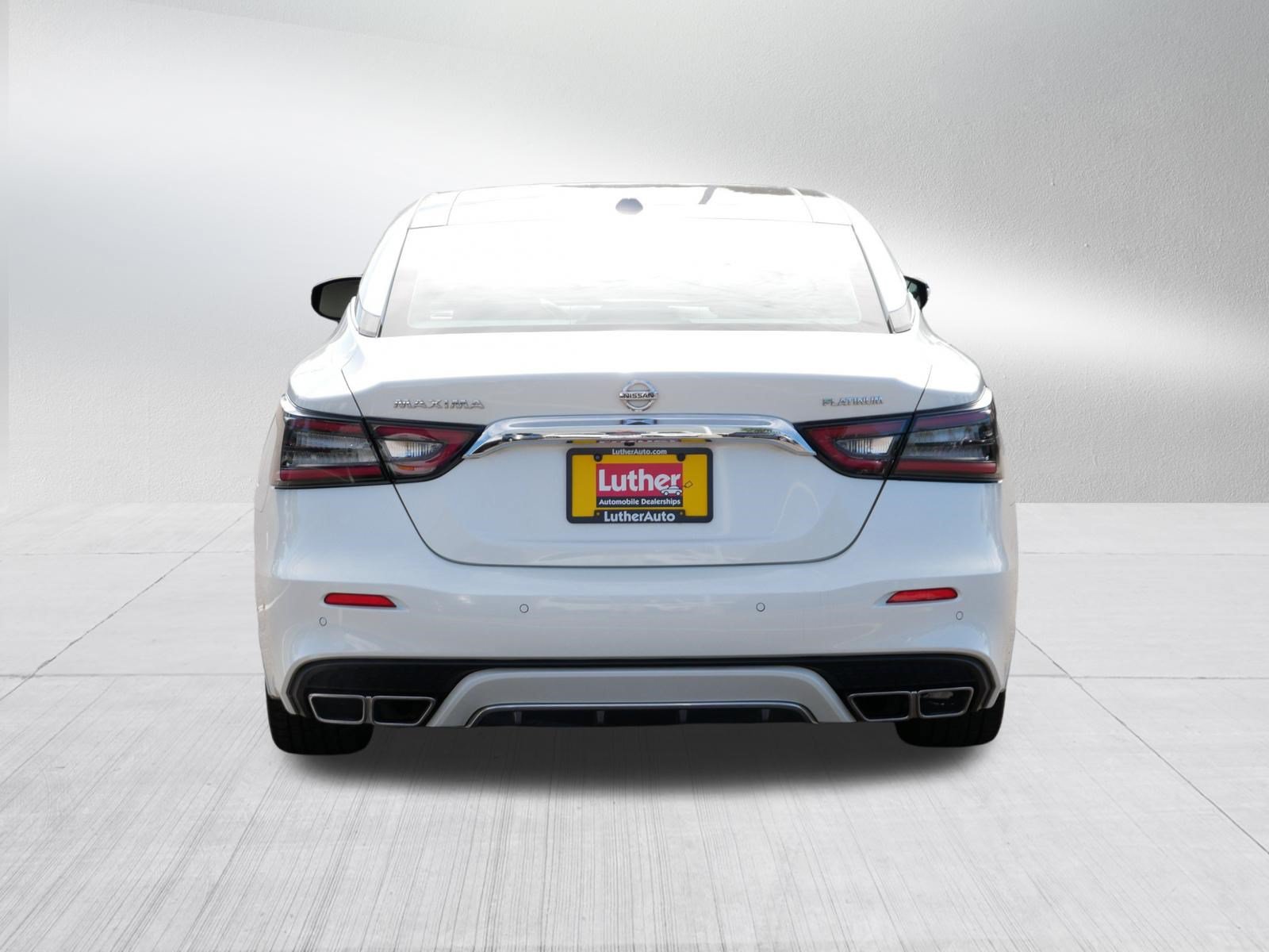 Used 2022 Nissan Maxima Platinum w/ Sport Mat Group FWD image 6