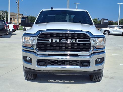 Used 2024 RAM 2500 Big Horn AWD/4WD image 2