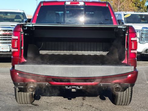 Used 2022 RAM 1500 Limited w/ Bed Utility Group image 12
