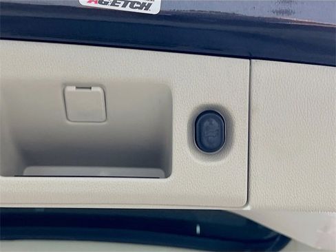 Used 2016 Cadillac Escalade Premium image 30