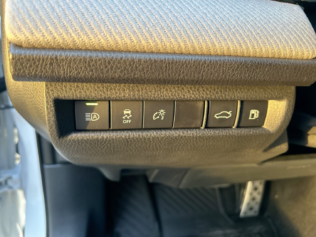 Certified 2025 Toyota Camry SE FWD image 14