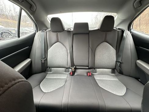 Used 2020 Toyota Camry LE image 27