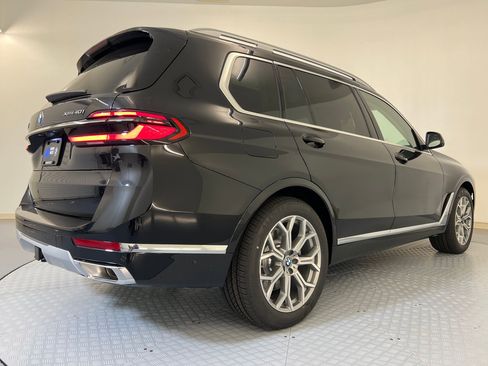 New 2026 BMW X7 xDrive40i w/ Executive Package AWD/4WD image 9
