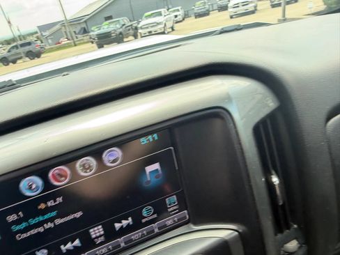 Used 2018 Chevrolet Silverado 2500 LT AWD/4WD image 27