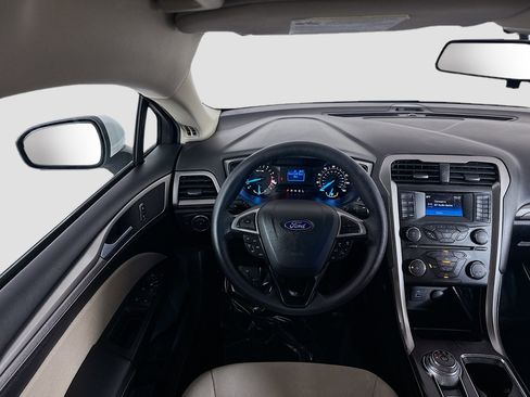 Used 2018 Ford Fusion S image 17