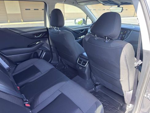 Used 2025 Subaru Outback Premium AWD/4WD image 22