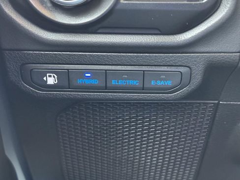 Certified 2025 Jeep Wrangler Unlimited Rubicon 4xe w/ Convenience Group AWD/4WD image 29