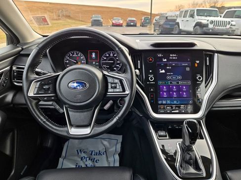 Used 2022 Subaru Outback Limited image 18