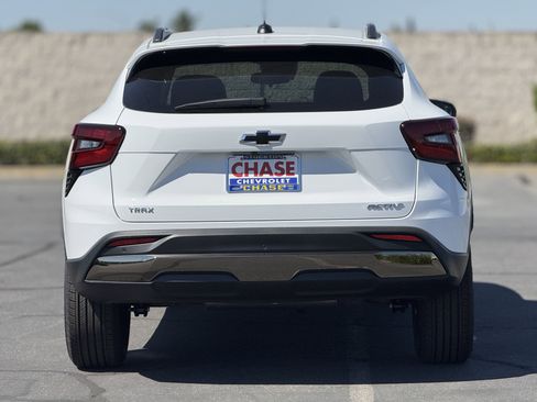 New 2025 Chevrolet Trax ACTIV w/ Driver Confidence Package image 5