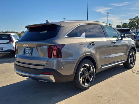 New 2026 Kia Sorento EX AWD/4WD image 8