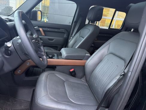 Used 2023 Land Rover Defender 110 X image 13