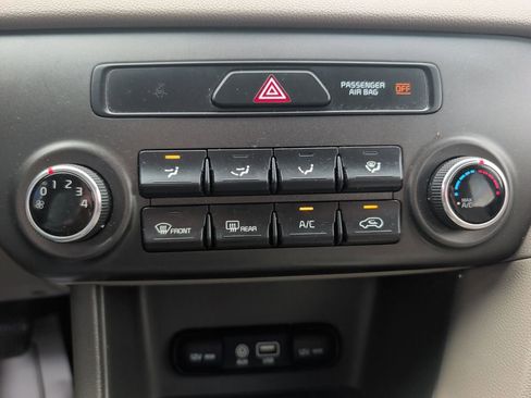 Used 2018 Kia Sportage LX FWD image 15