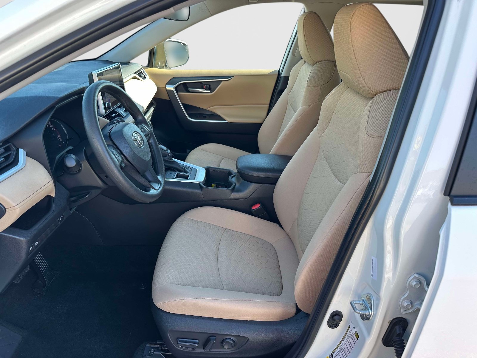 Used 2023 Toyota RAV4 XLE w/ Convenience Package AWD/4WD image 14