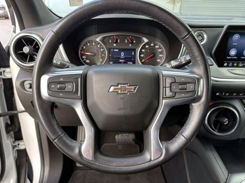 Used 2020 Chevrolet Blazer LT image 28
