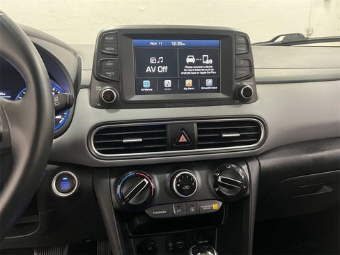 Used 2020 Hyundai Kona SEL image 17