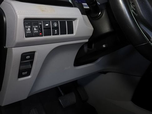 Used 2022 Honda Odyssey EX-L image 30