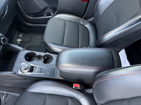 Used 2025 Ford Escape ST-Line FWD image 22