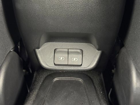 Used 2021 Nissan Leaf SV image 28