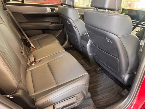 Used 2025 Hyundai Santa Fe XRT AWD/4WD image 15