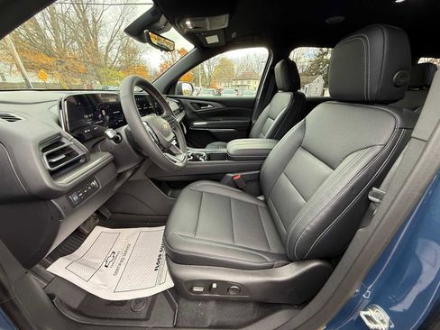 New 2026 Chevrolet Traverse LT image 16