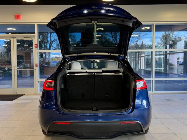 Used 2023 Tesla Model Y Long Range AWD/4WD image 40