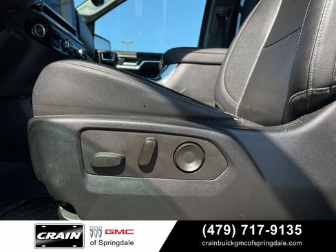Used 2022 GMC Sierra 1500 SLT w/ SLT Convenience Package AWD/4WD image 10