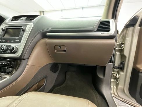 Used 2017 GMC Acadia Limited SLT FWD image 14