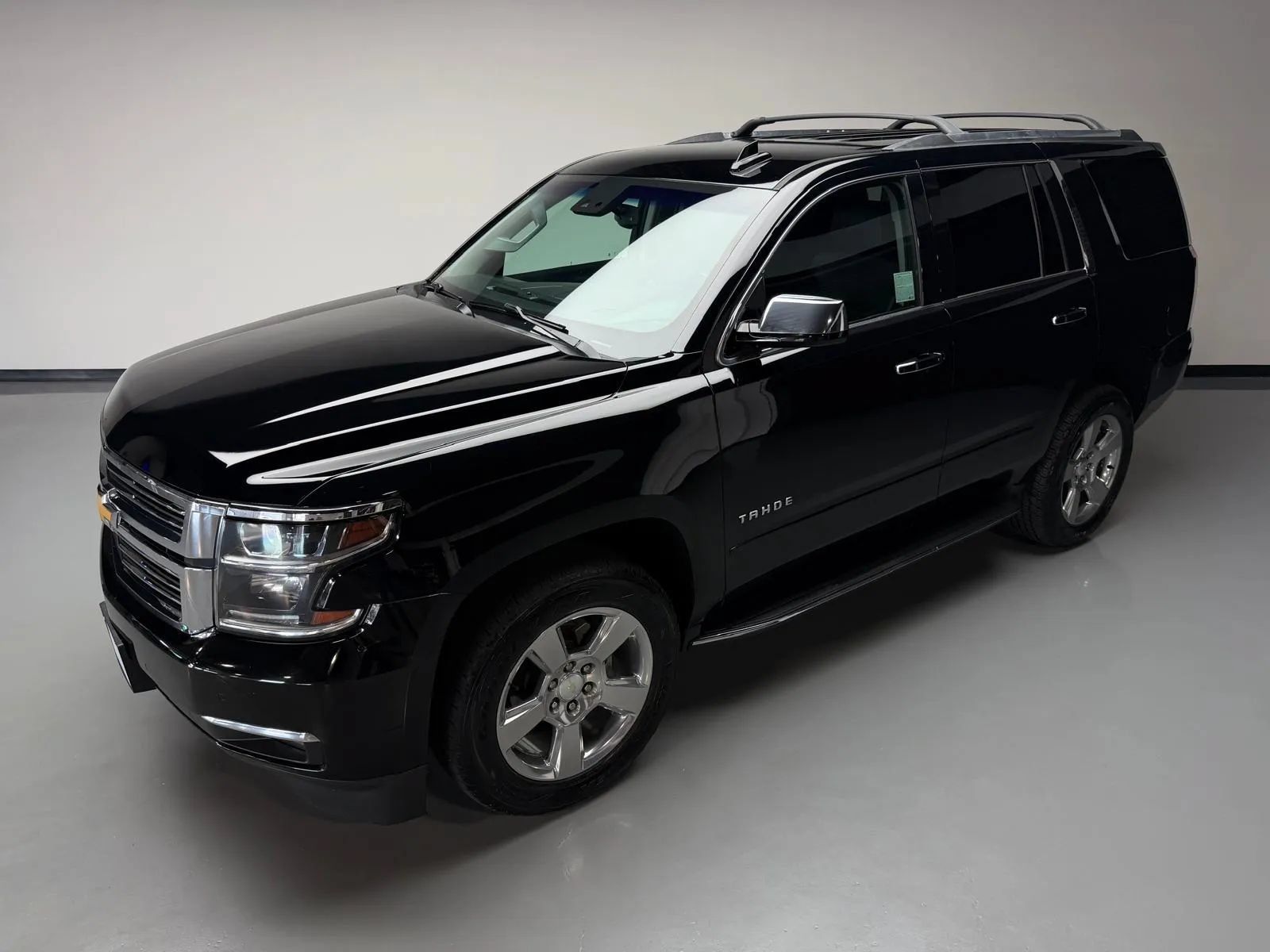 Used 2019 Chevrolet Tahoe Premier w/ Max Trailering Package AWD/4WD image 50
