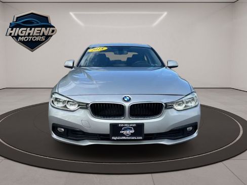 Used 2018 BMW 320i xDrive Sedan w/ Convenience Package image 9