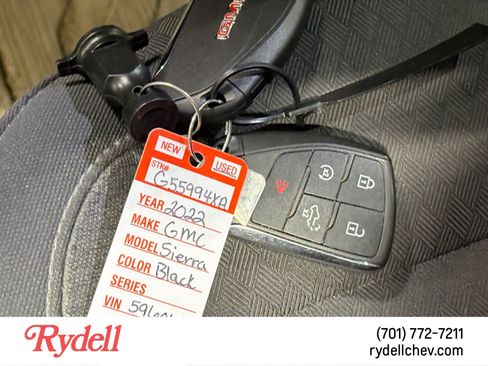 Used 2022 GMC Sierra 1500 SLE AWD/4WD image 6