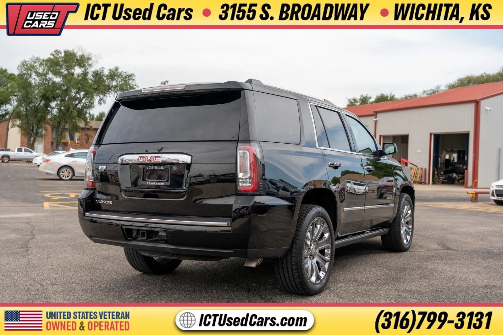 Used 2015 GMC Yukon Denali w/ Premium Package AWD/4WD image 6
