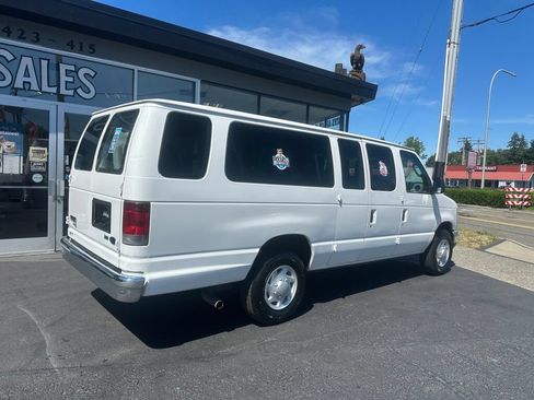 Used 2009 Ford E-350 and Econoline 350 XLT RWD image 5