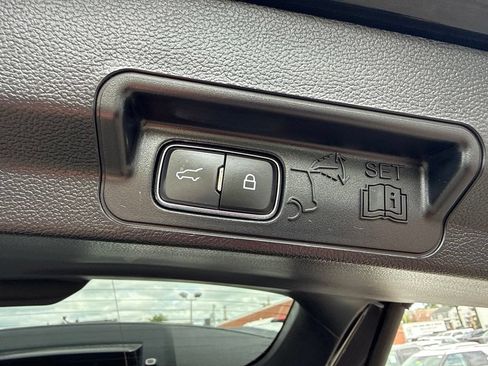Certified 2023 Ford Explorer XLT w/ Equipment Group 202A AWD/4WD image 11