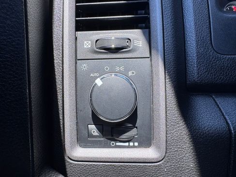 Used 2022 RAM 1500 Tradesman RWD image 22
