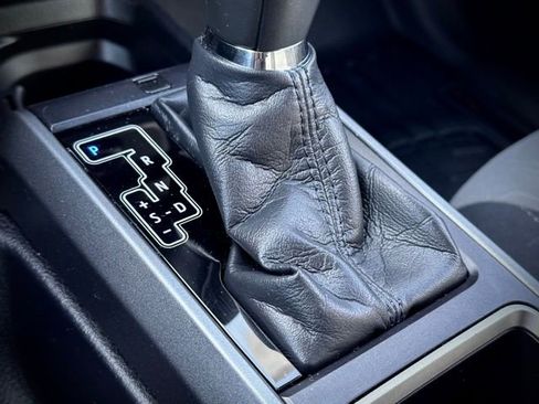 Used 2021 Toyota Tacoma TRD Off-Road w/ Technology Package image 17