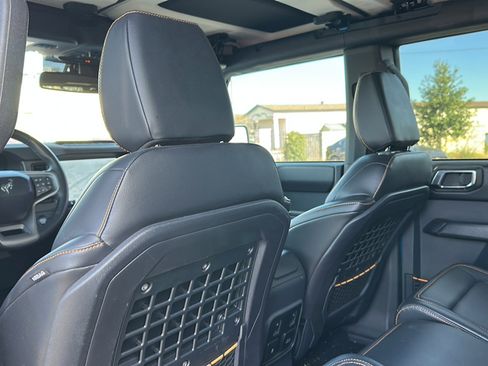 Used 2024 Ford Bronco Badlands image 17