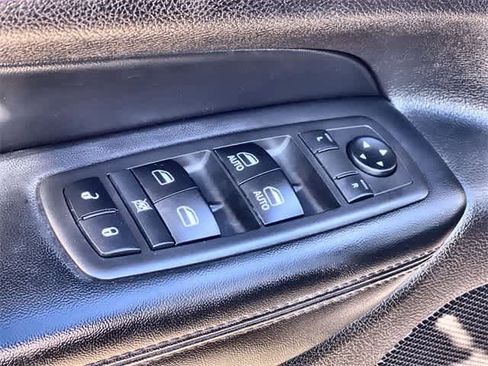 Used 2019 Jeep Grand Cherokee Limited image 30