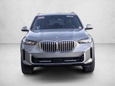 Certified 2024 BMW X5 xDrive40i w/ Premium Package image 2