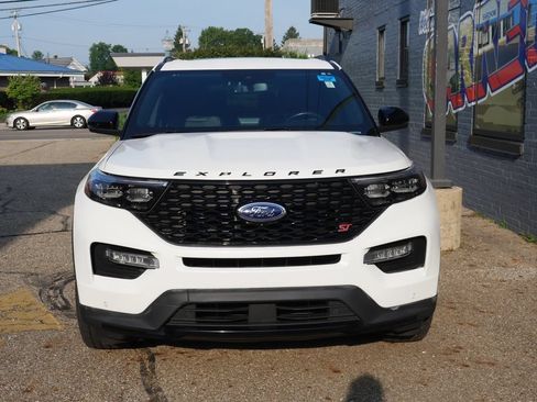 Used 2024 Ford Explorer ST w/ Equipment Group 401A AWD/4WD image 18