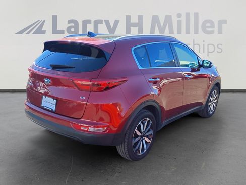 Used 2017 Kia Sportage EX w/ EX Premium Package image 5