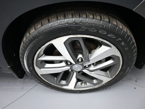 Used 2021 Hyundai Kona Limited image 13