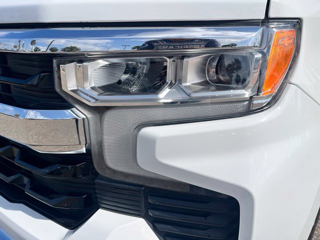 Used 2025 Chevrolet Silverado 1500 LT RWD image 4